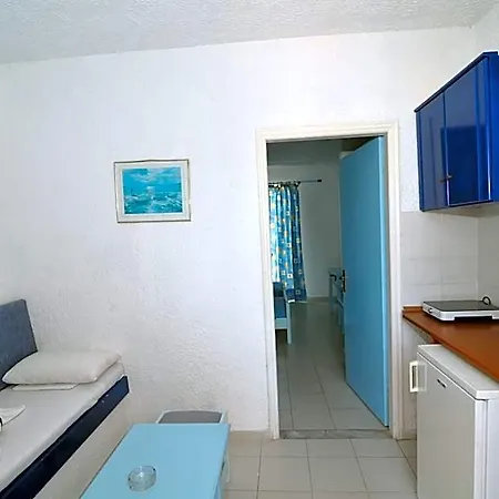Black Diamond Aparthotel 3*