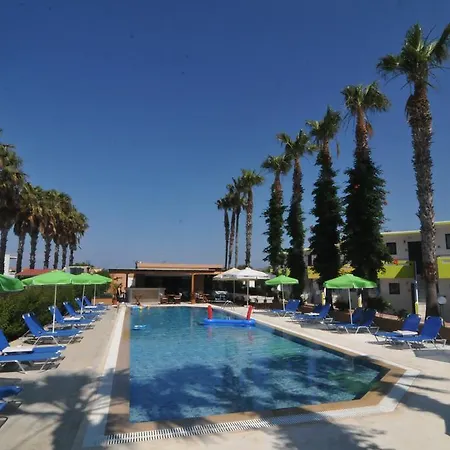 Black Diamond Apartahotel *