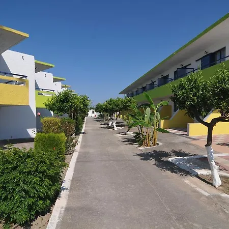 Black Diamond Apartahotel