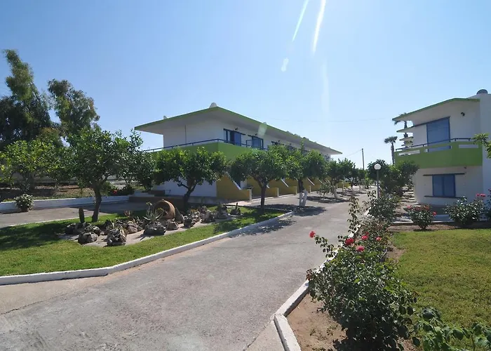 Black Diamond Apartahotel 3*