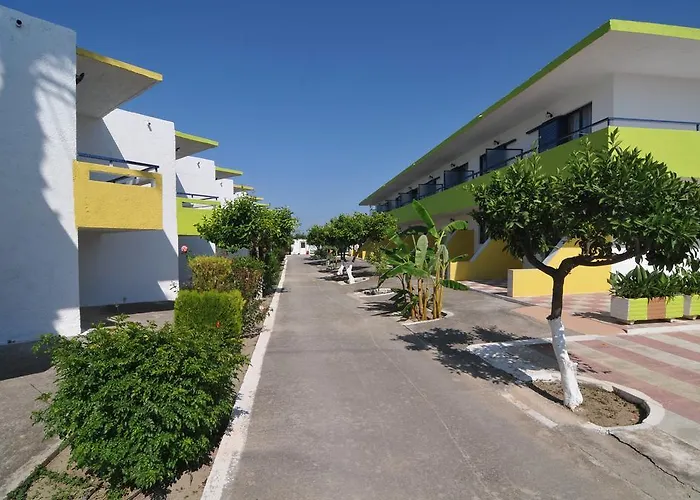 Black Diamond Apartahotel